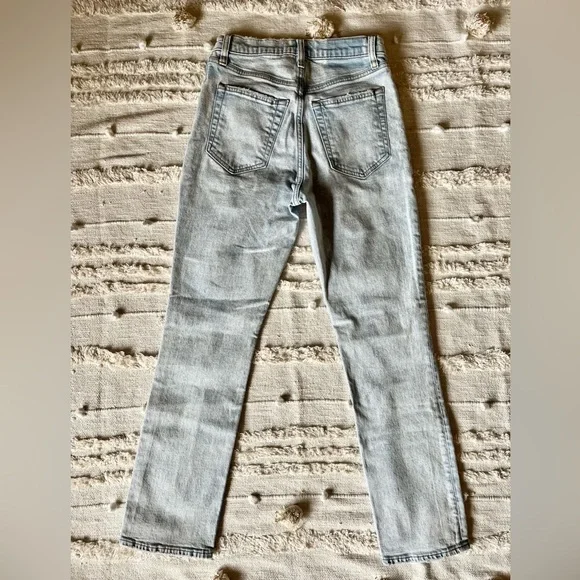 Abercrombie & Fitch 90’s Slim Straight Ultra High Rise Denim Jeans Size 26/2 XS - Picture 6 of 6